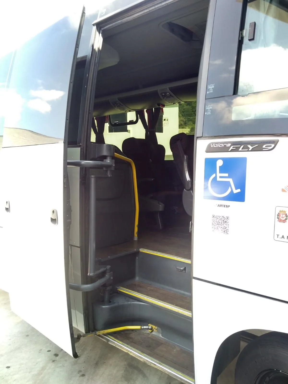 Ônibus MARCOPOLO VOLARE FLY 9 MB LO 916 JM 2020 seminovo à venda, código 166 - foto 04