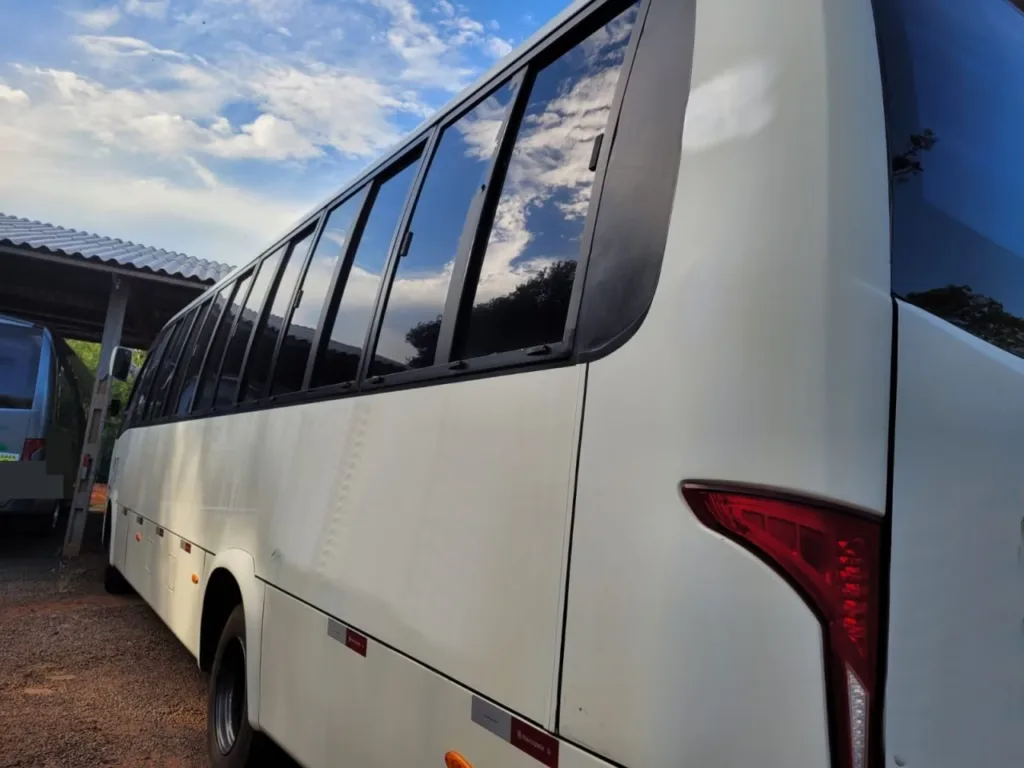 Ônibus MARCOPOLO VOLARE W9 CUMMINS JM 2013 seminovo à venda, código 483 - foto 02