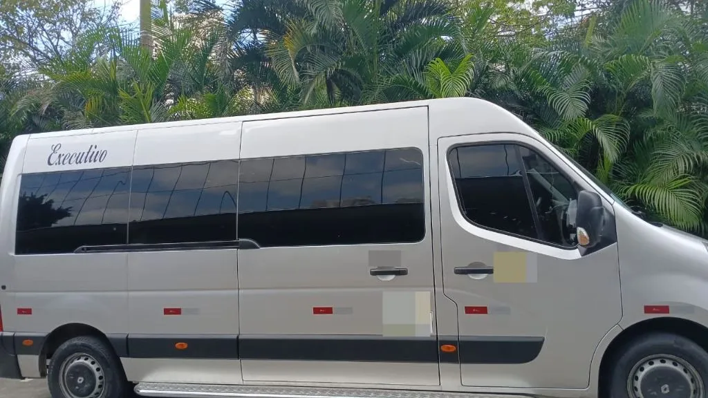 Ônibus Master L3H2 Executiva 2017 seminovo à venda, código 702 - foto 02
