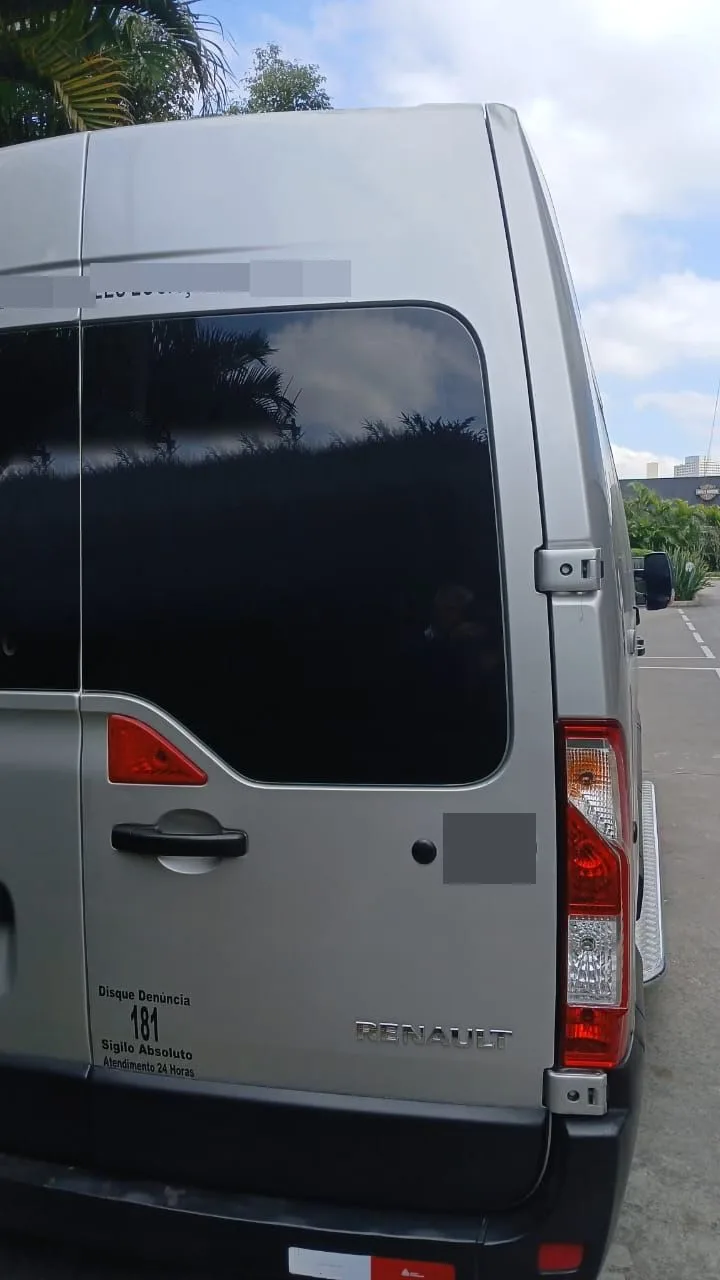 Ônibus Master L3H2 Executiva 2017 seminovo à venda, código 702 - foto 03