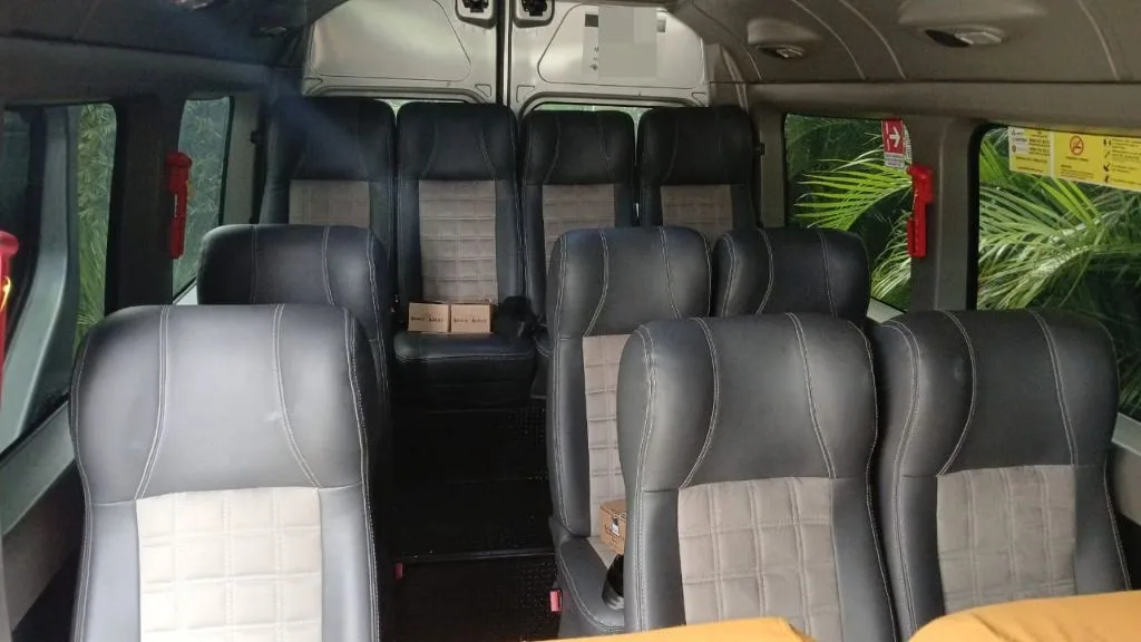 Ônibus Master L3H2 Executiva 2017 seminovo à venda, código 702 - foto 06