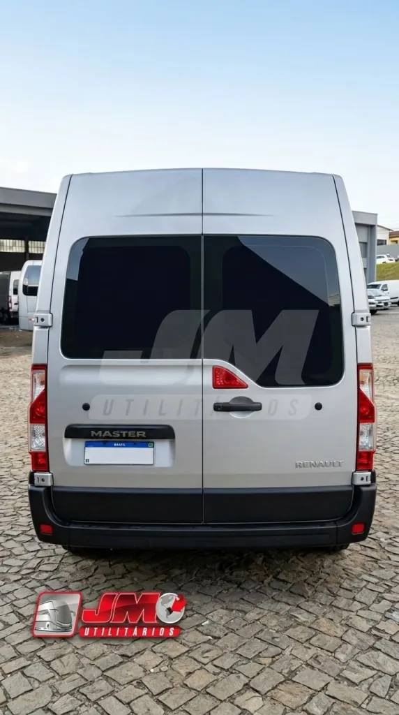 Ônibus Master L3H2 Executiva 2023 seminovo à venda, código 174 - foto 04