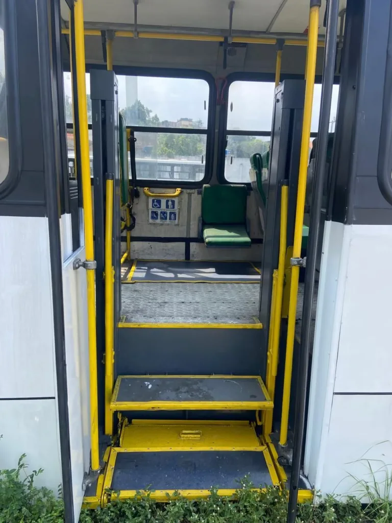 Ônibus Neobus Mega OF 1721 2013 seminovo à venda, código 1790 - foto 03