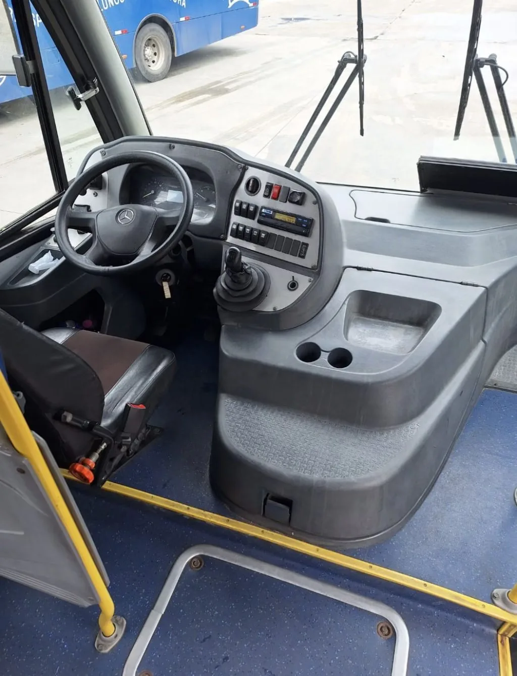 Ônibus Neobus Thunder Plus LO 916 2016 seminovo à venda, código 225 - foto 04