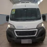 Ônibus PEUGEOT BOXER LUXO JM 2020 seminovo à venda, código 907 - foto 02