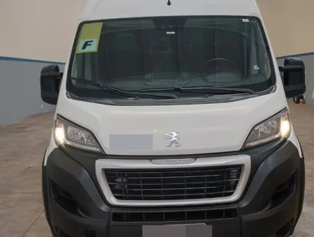 Ônibus PEUGEOT BOXER LUXO JM 2020 seminovo à venda, código 907 - foto 02