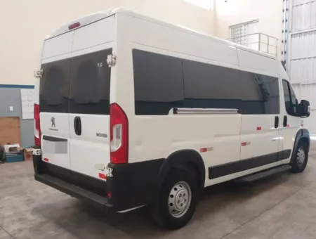 Ônibus PEUGEOT BOXER LUXO JM 2020 seminovo à venda, código 907 - foto 03