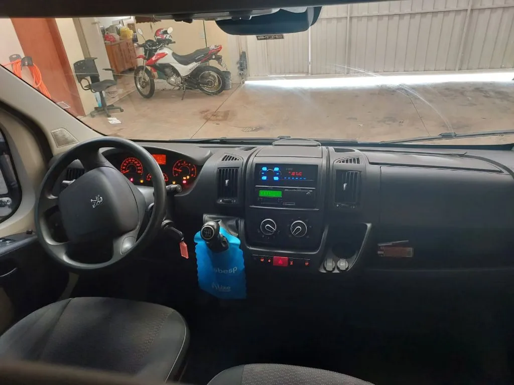 Ônibus PEUGEOT BOXER LUXO JM 2020 seminovo à venda, código 907 - foto 05