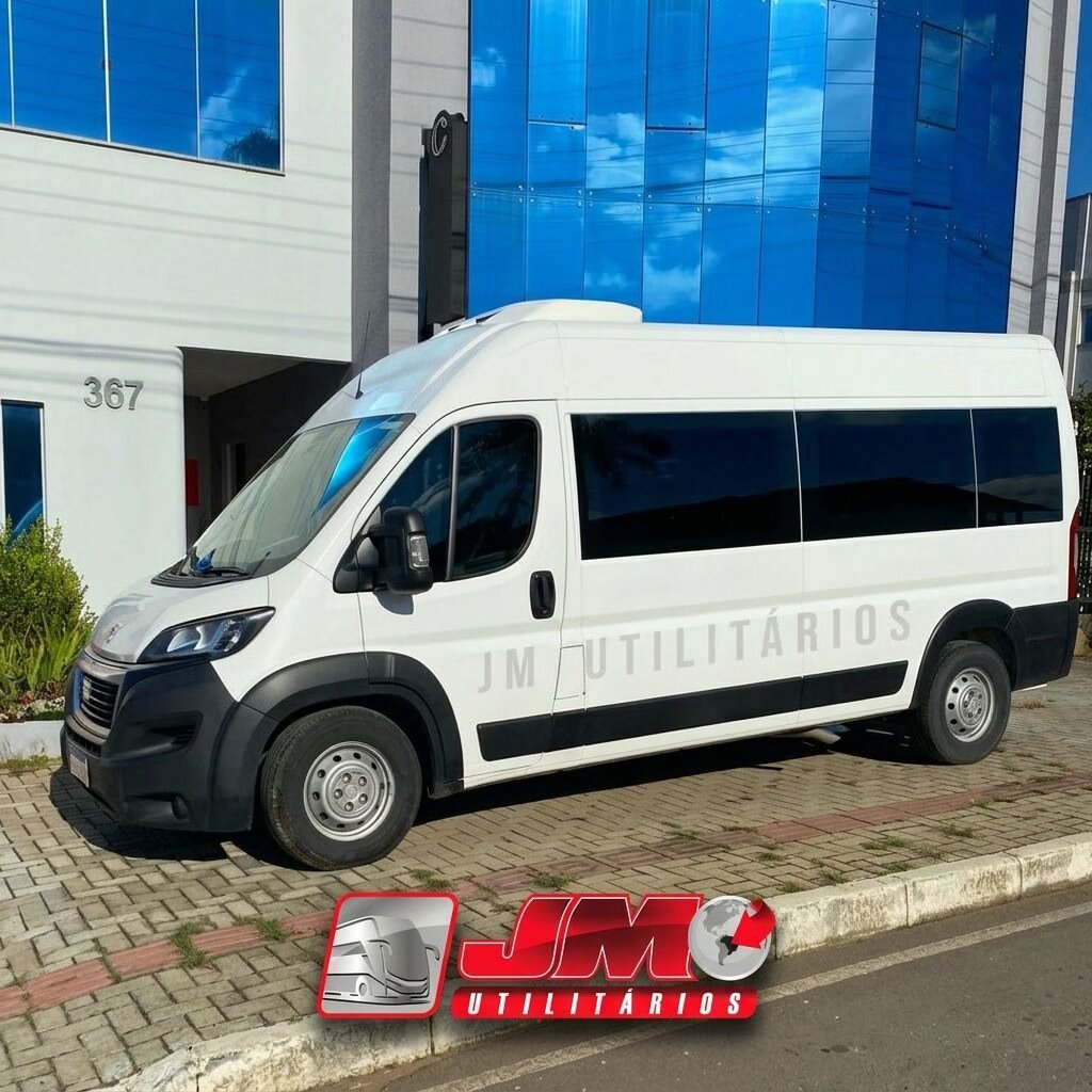 Ônibus Peugeot Boxer Minibus 2020 seminovo à venda, código 284 - foto 02