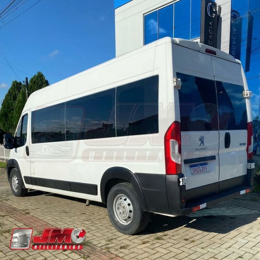 Ônibus Peugeot Boxer Minibus 2020 seminovo à venda, código 284 - foto 03