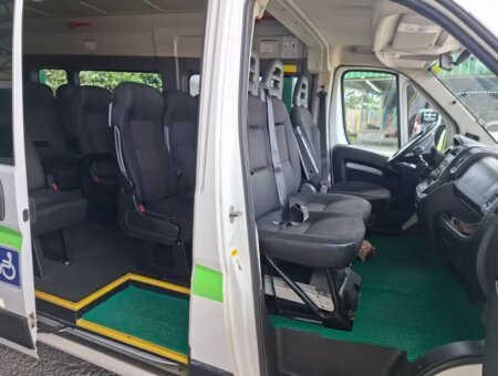 Ônibus Peugeot Boxer Minibus 2020 seminovo à venda, código 284 - foto 04