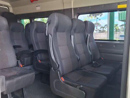 Ônibus Peugeot Boxer Minibus 2020 seminovo à venda, código 284 - foto 05