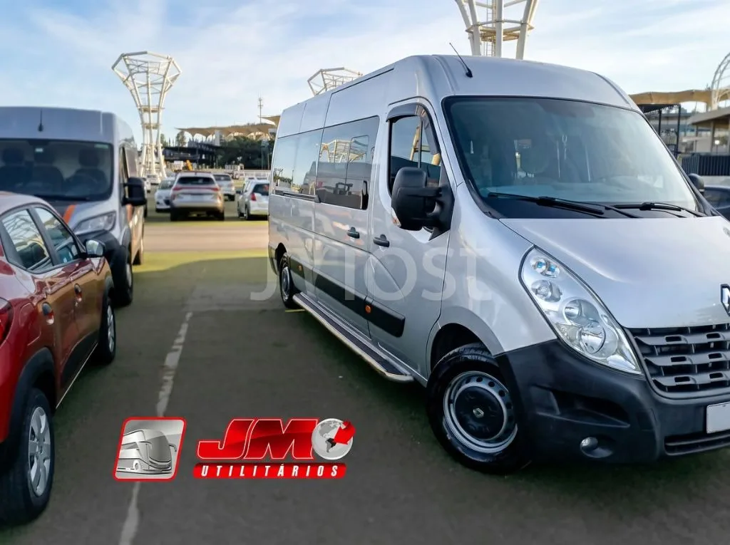 Ônibus Renault Master L3H2 2015 seminovo à venda, código 120 - foto 02