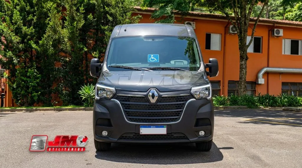 Ônibus Renault Master L3H2 2025 seminovo à venda, código 562 - foto 01