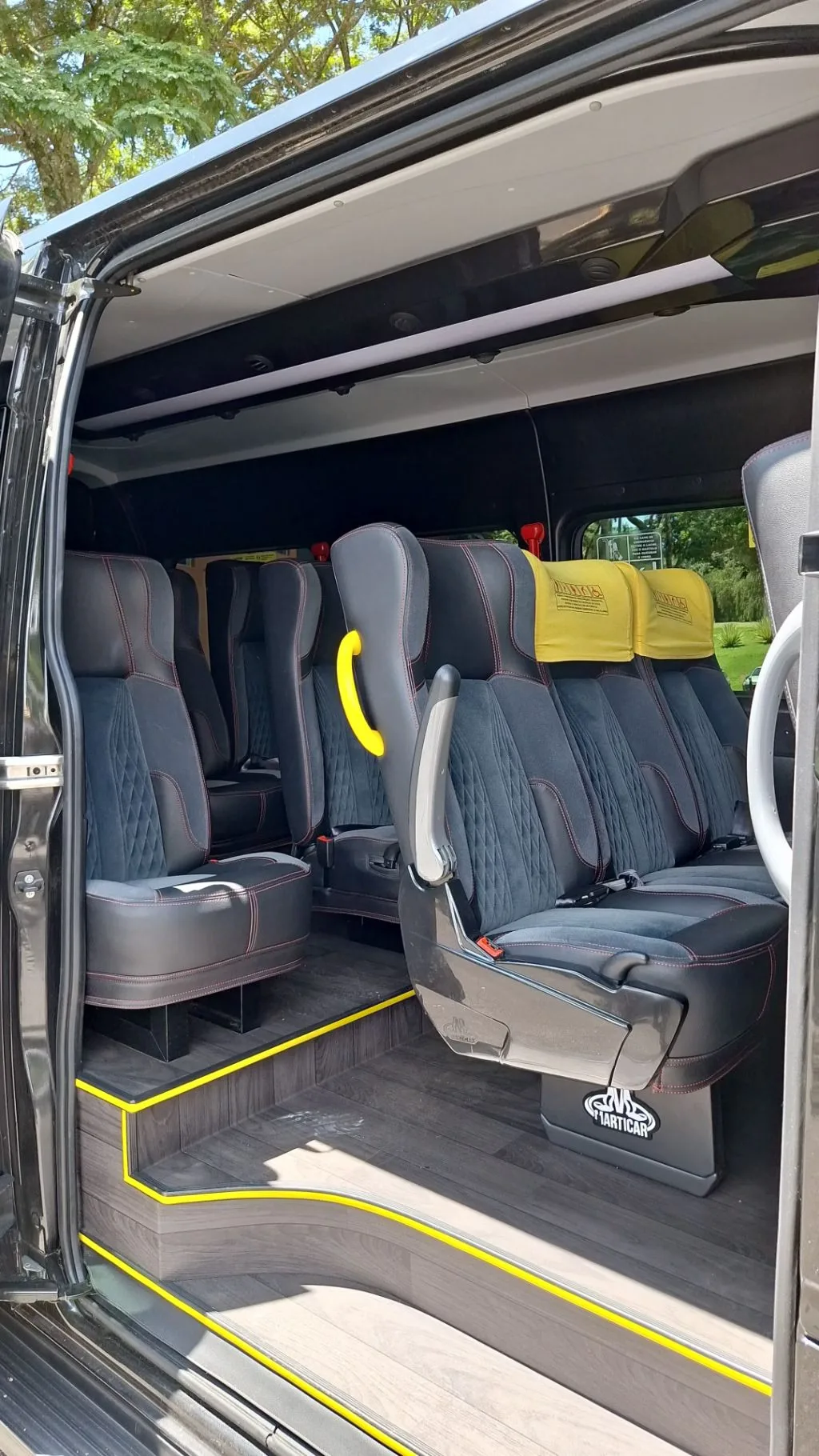 Ônibus Renault Master L3H2 2025 seminovo à venda, código 562 - foto 04