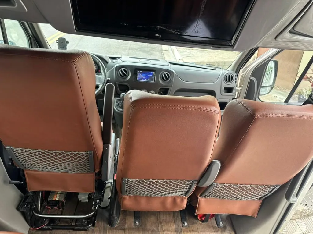 Ônibus Renault Master L3H2 Executiva 2019 seminovo à venda, código 373 - foto 08