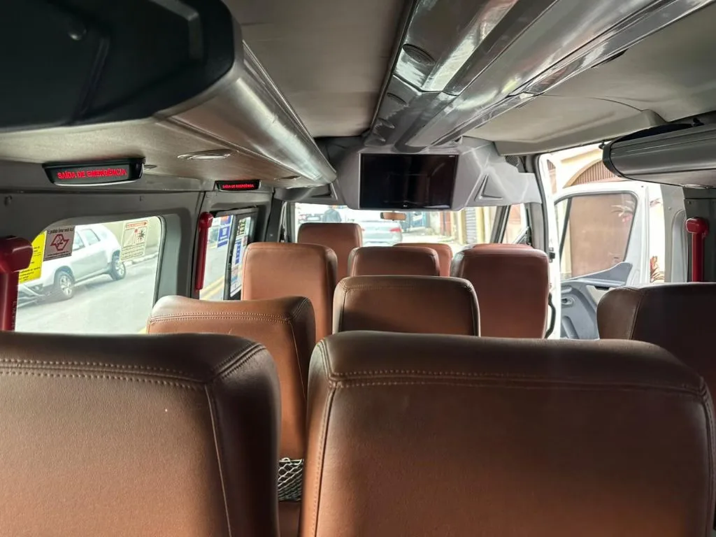 Ônibus Renault Master L3H2 Executiva 2019 seminovo à venda, código 373 - foto 09