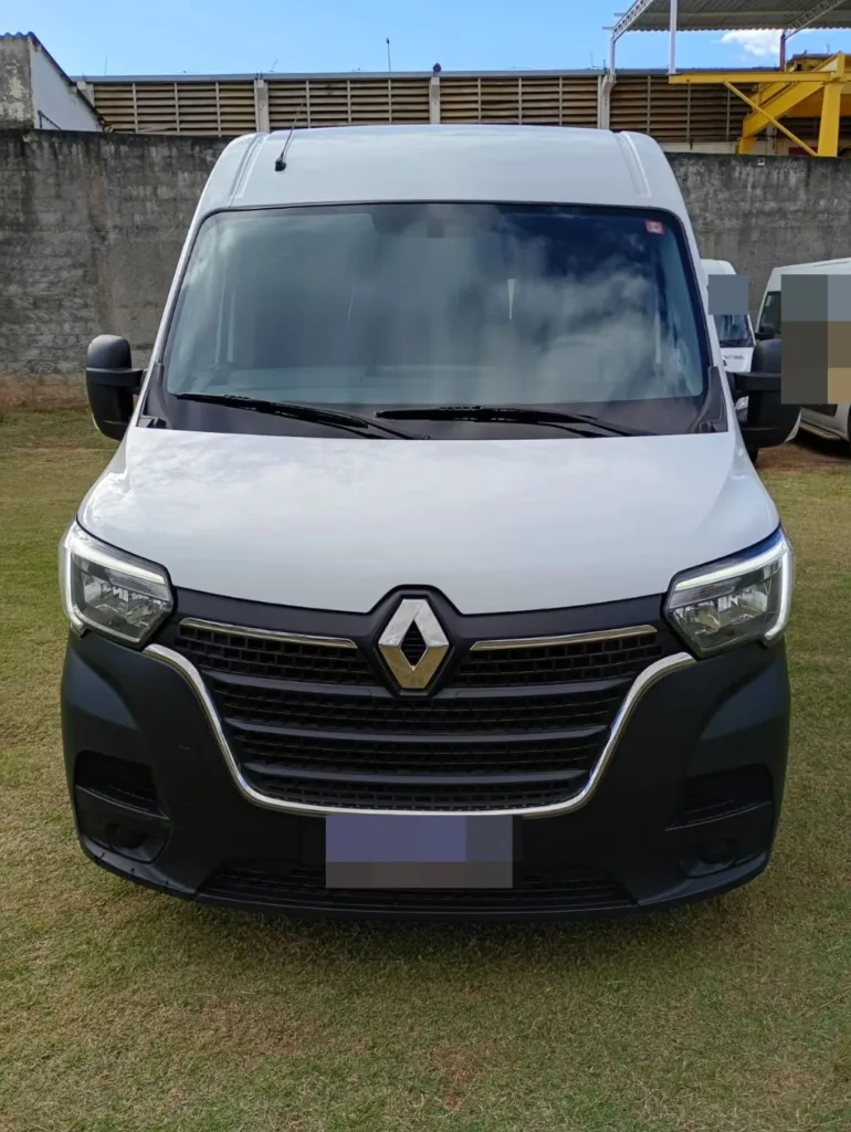 Ônibus RENAULT MASTER L3H2 LUXO JM 2023 seminovo à venda, código 756 - foto 01