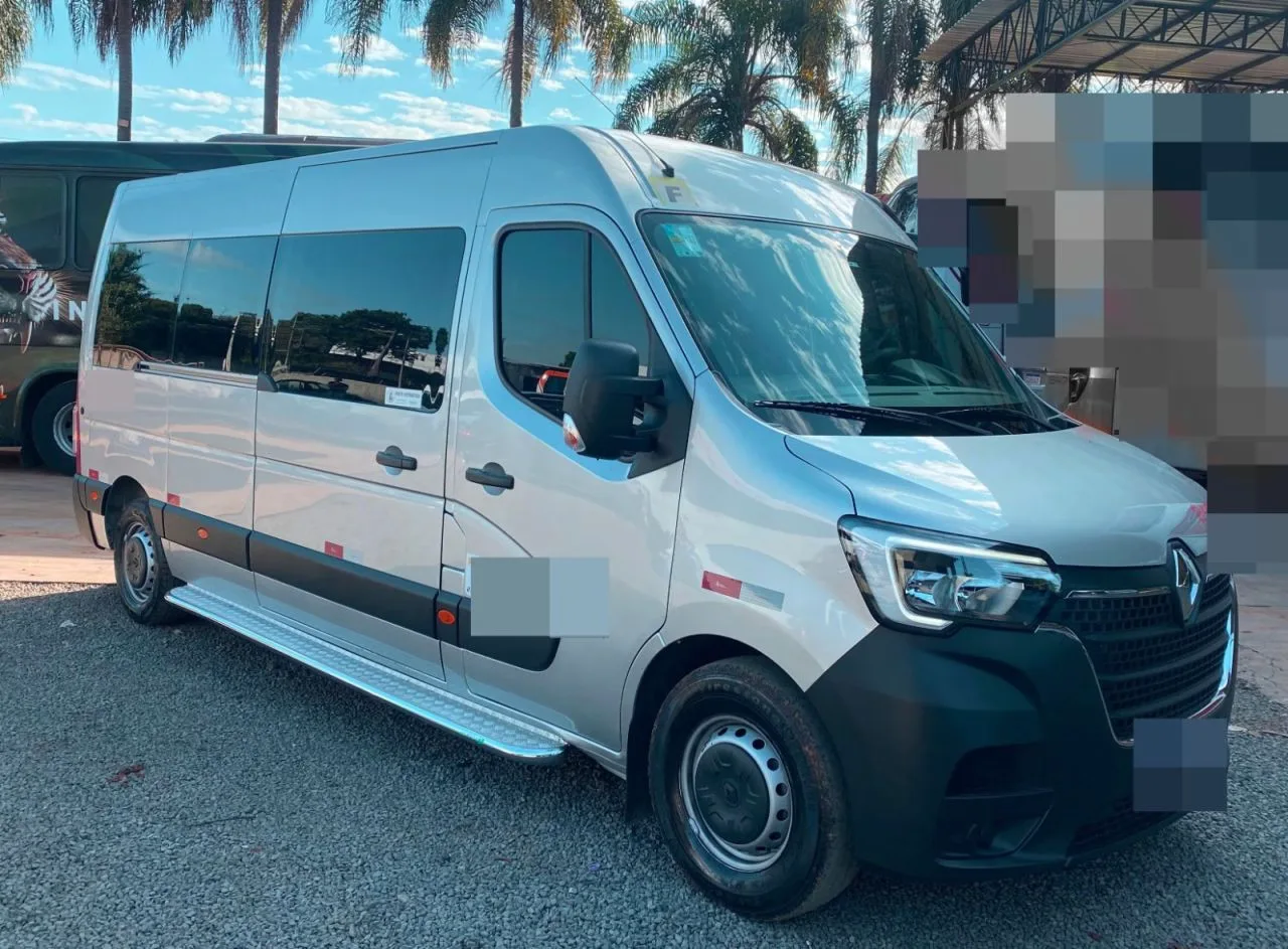 Ônibus RENAULT MASTER L3H2 LUXO JM 2024 seminovo à venda, código 574 - foto 01