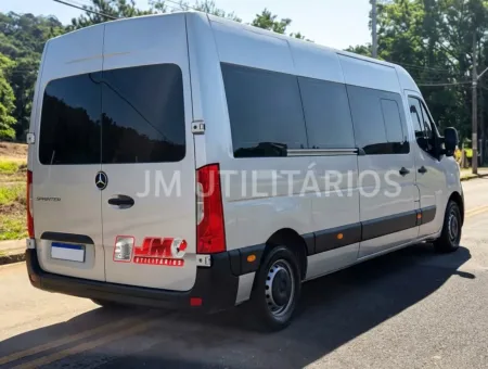 Ônibus Renault Master L3H2 Van executiva 2023 seminovo à venda, código 273 - foto 03