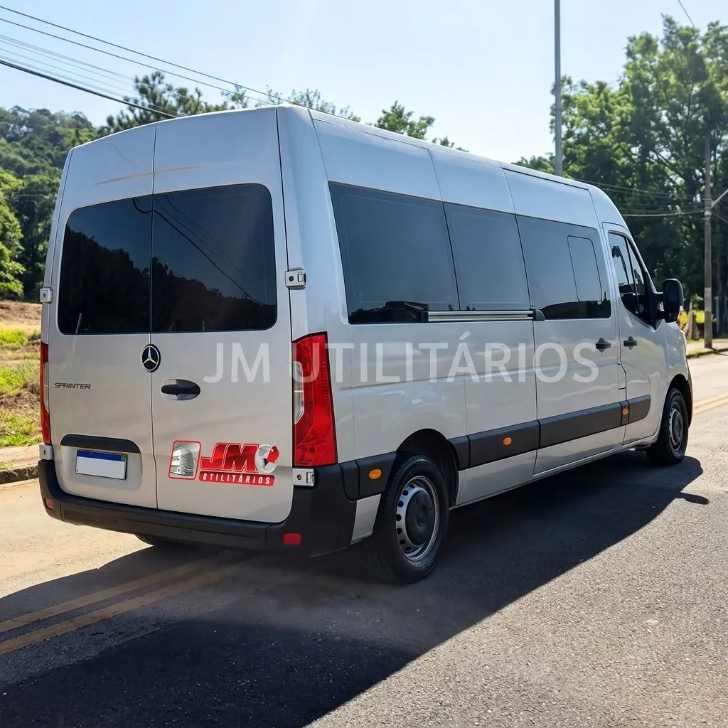 Ônibus Renault Master L3H2 Van executiva 2023 seminovo à venda, código 273 - foto 03