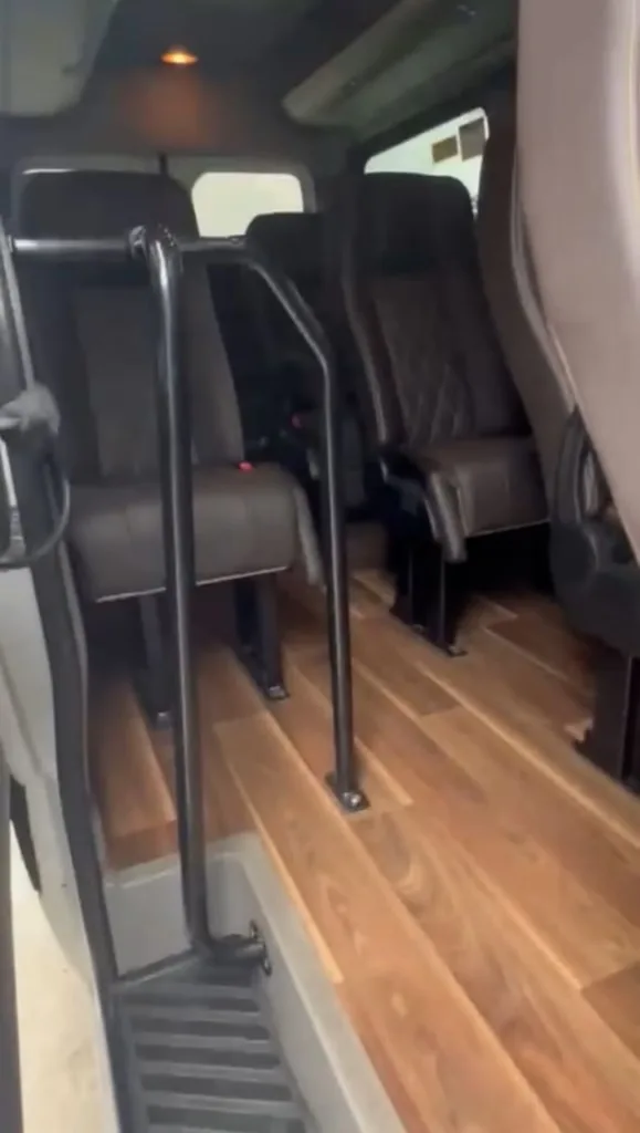 Ônibus SPRINTER 515 LONGA COMPLETO JM 2019 seminovo à venda, código 1136 - foto 07