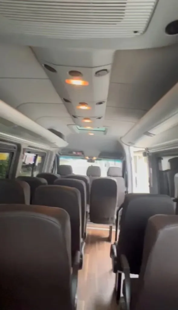 Ônibus SPRINTER 515 LONGA COMPLETO JM 2019 seminovo à venda, código 1136 - foto 09