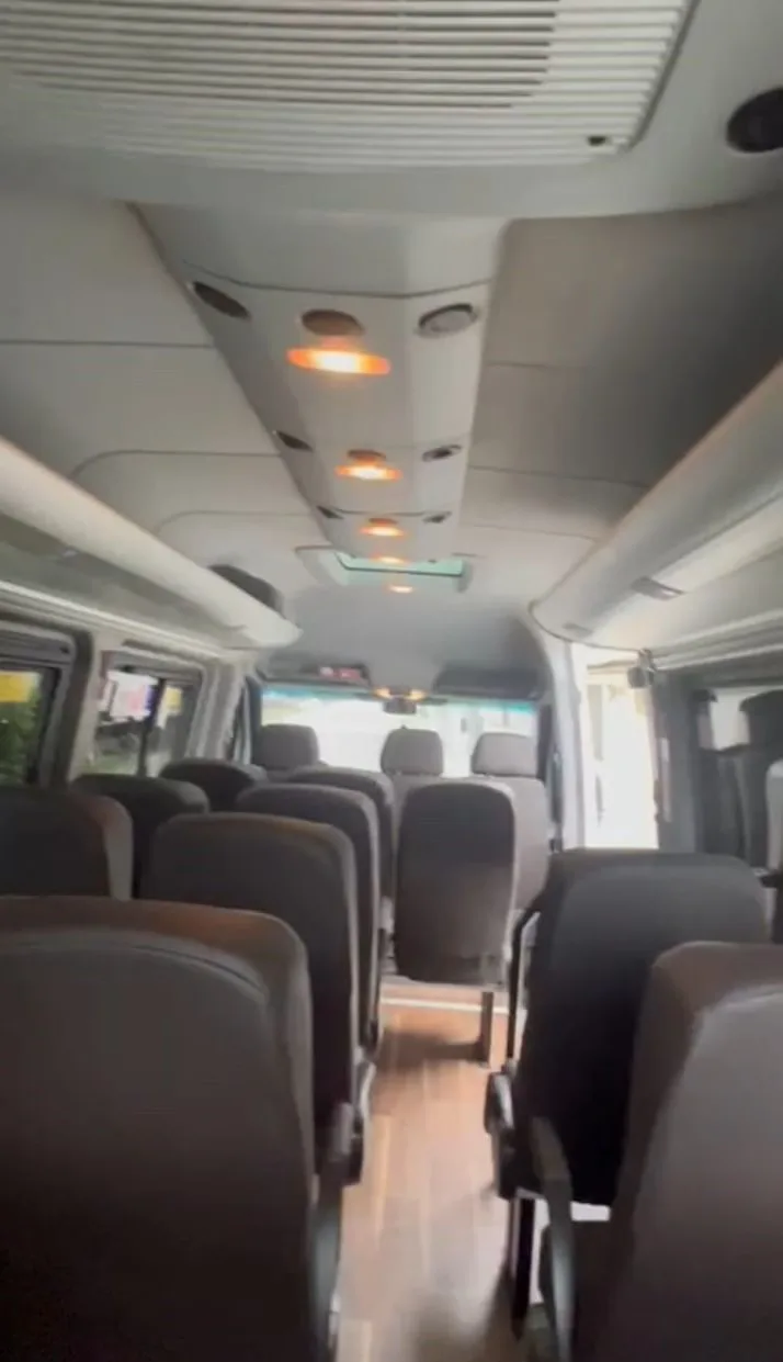 Ônibus SPRINTER 515 LONGA COMPLETO JM 2019 seminovo à venda, código 1136 - foto 09