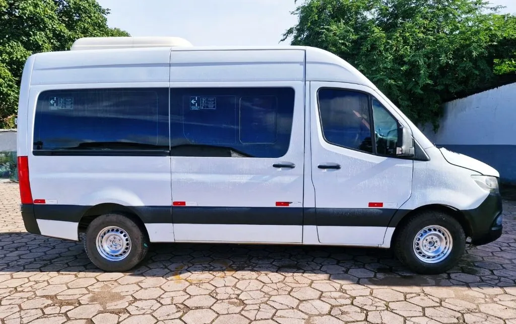 Ônibus Sprinter CDI 416 2020 seminovo à venda, código 429 - foto 02