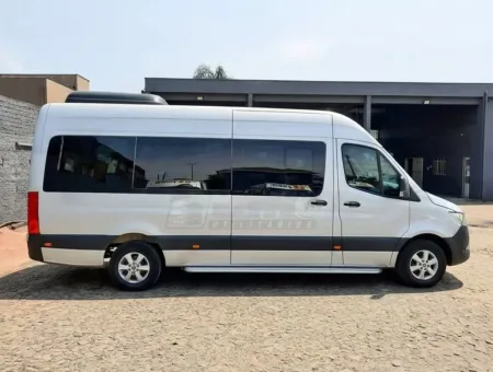 Ônibus Sprinter CDI 416 Executiva 2022 seminovo à venda, código 190 - foto 01
