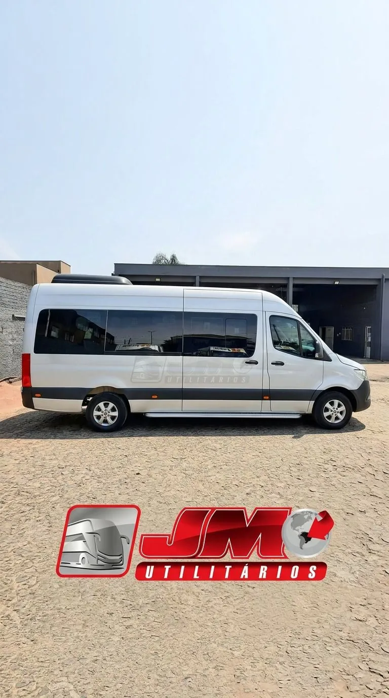 Ônibus Sprinter CDI 416 Executiva 2022 seminovo à venda, código 190 - foto 01