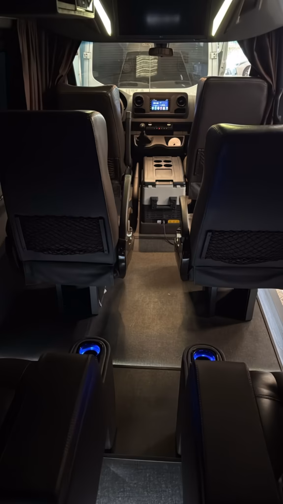 Ônibus SPRINTER CDI 416 LUXO JM 2021 seminovo à venda, código 740 - foto 07