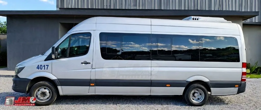 Ônibus Sprinter CDI 515 Longa executiva 2019 seminovo à venda, código 243 - foto 02