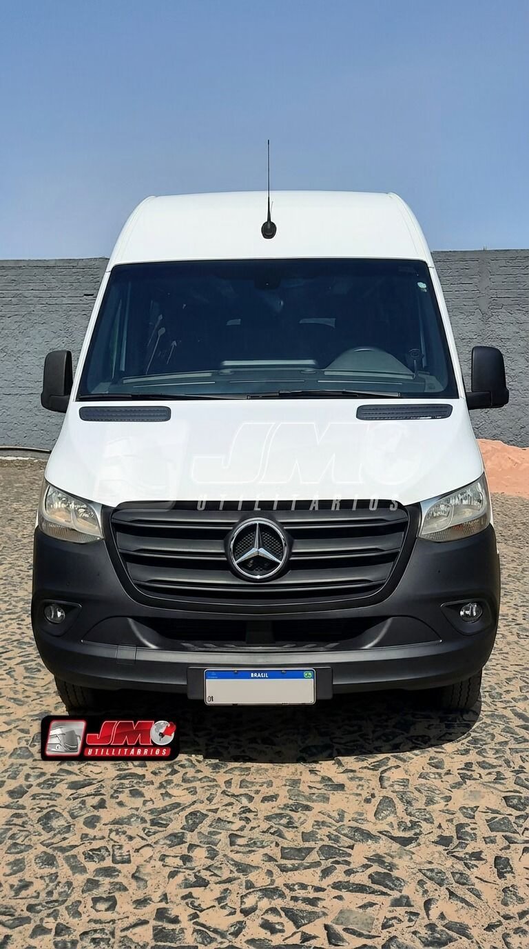 Ônibus Sprinter CDI 516 Executiva 2022 seminovo à venda, código 192 - foto 01