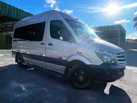 Ônibus Sprinter Van CDI 415 2019 seminovo à venda, código 508 - foto 01