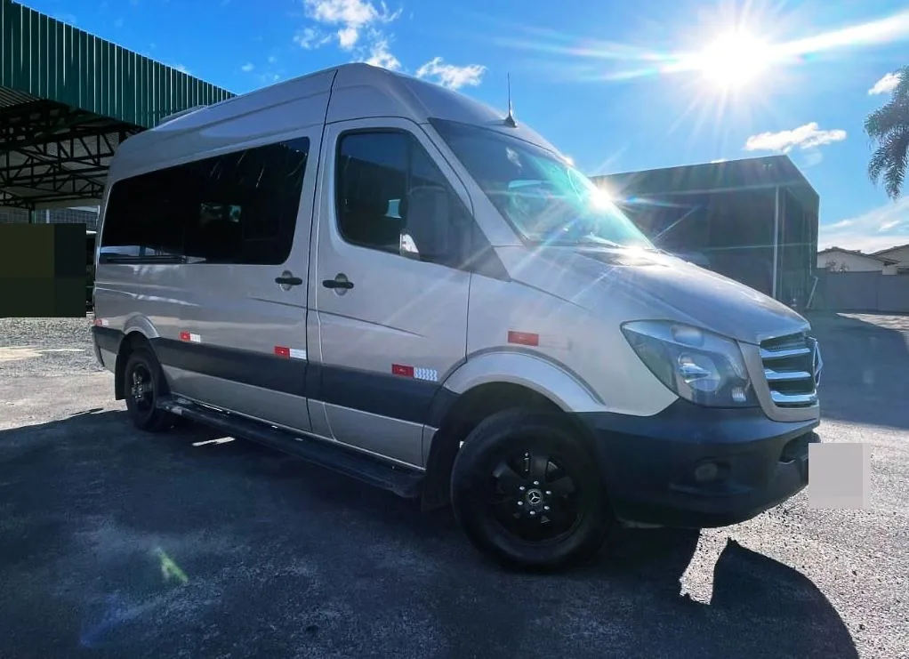 Ônibus Sprinter Van CDI 415 2019 seminovo à venda, código 508 - foto 01