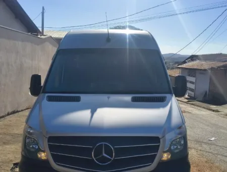 Ônibus Sprinter Van CDI 415 Longa 2019 seminovo à venda, código 386 - foto 02