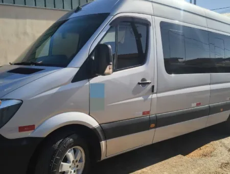 Ônibus Sprinter Van CDI 415 Longa 2019 seminovo à venda, código 386 - foto 03