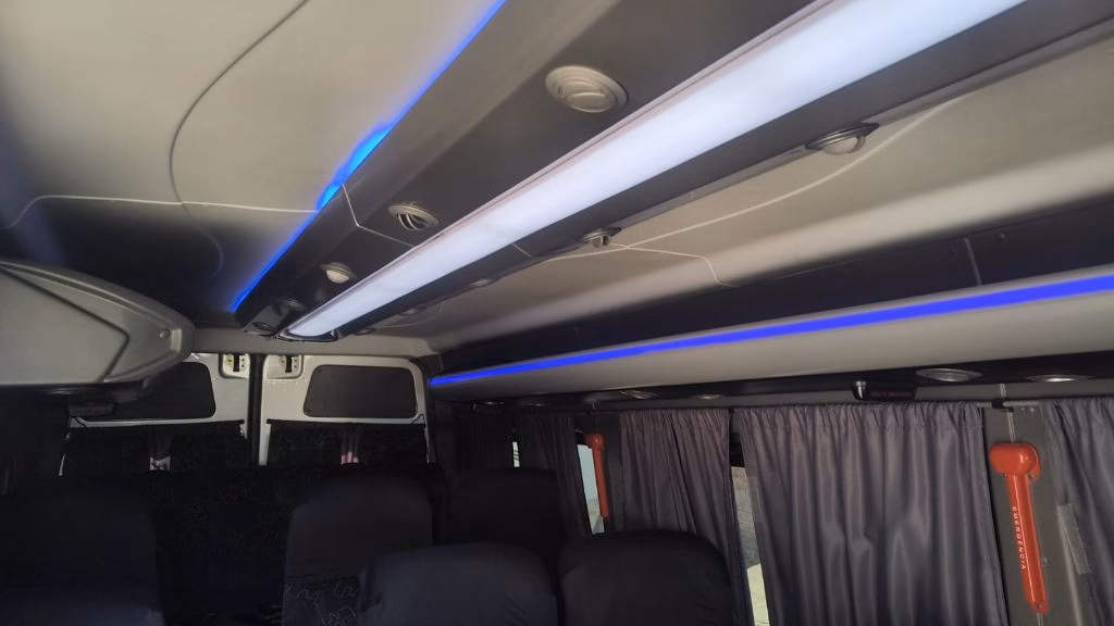 Van executiva Mercedes-Benz Sprinter CDI 415 Longa 2019 à venda – COD.386