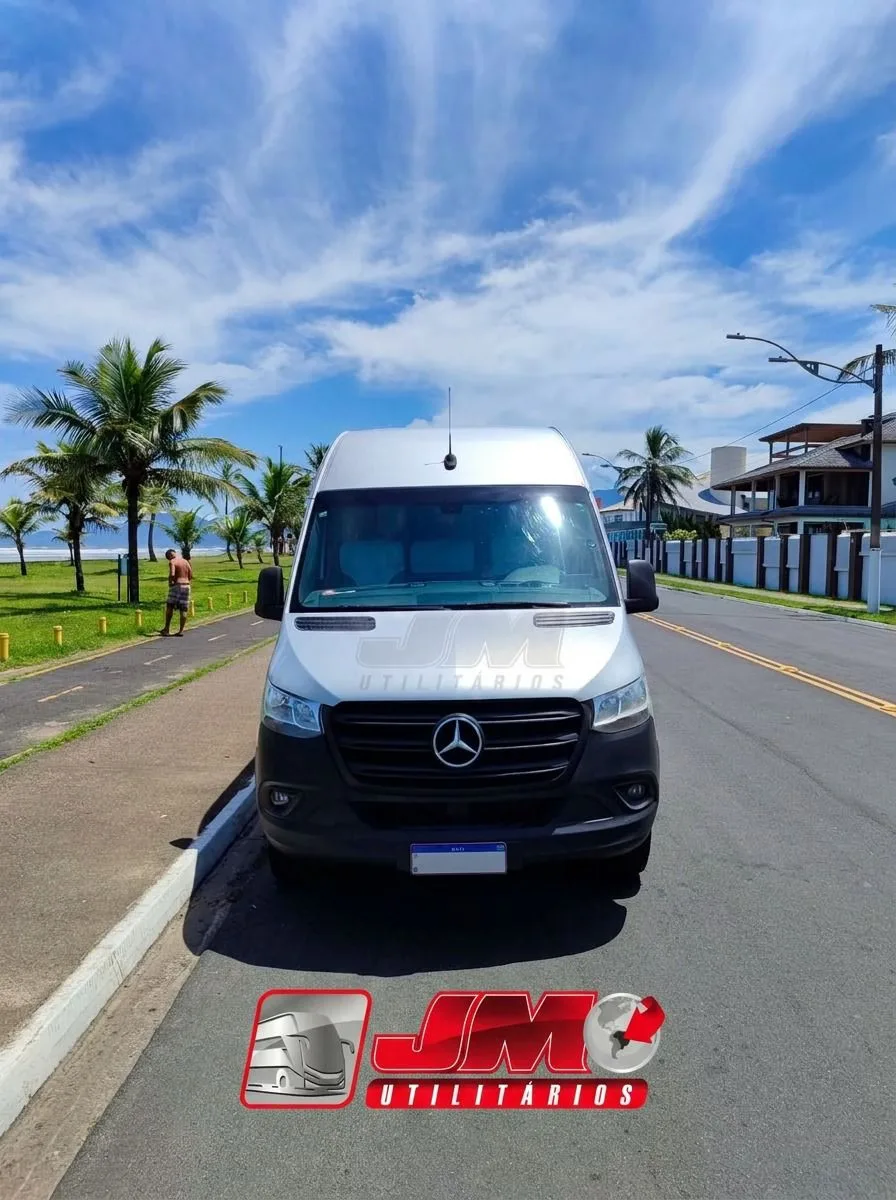 Ônibus Sprinter Van CDI 416 Executiva 2020 seminovo à venda, código 378 - foto 02