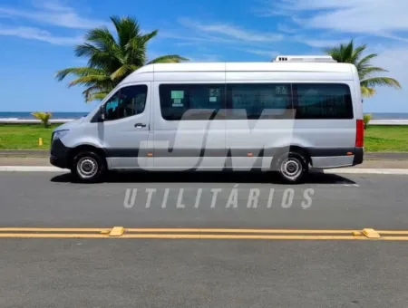 Ônibus Sprinter Van CDI 416 Executiva 2020 seminovo à venda, código 378 - foto 04