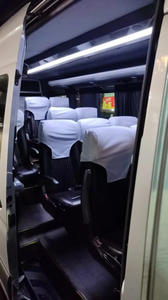Ônibus Sprinter Van CDI 416 Executiva 2020 seminovo à venda, código 378 - foto 08