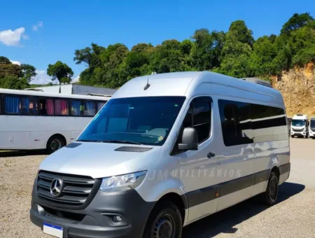 Ônibus Sprinter Van CDI 516 executiva 2021 seminovo à venda, código 268 - foto 01