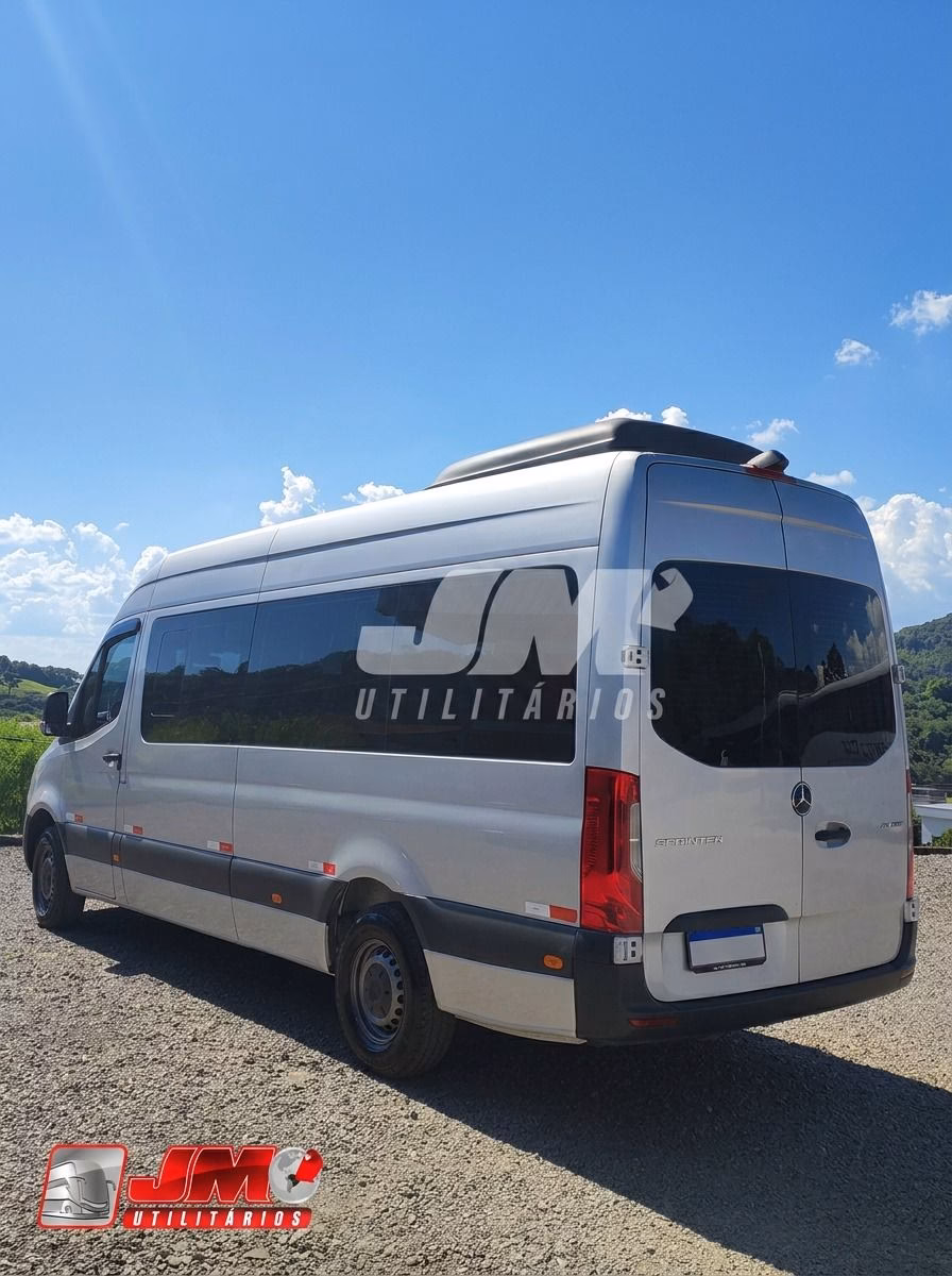 Mercedes-Benz Sprinter 516 CDI 2021 Executiva COD.268