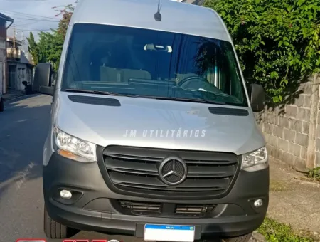 Ônibus Sprinter Van executiva CDI 416 2021 seminovo à venda, código 275 - foto 01
