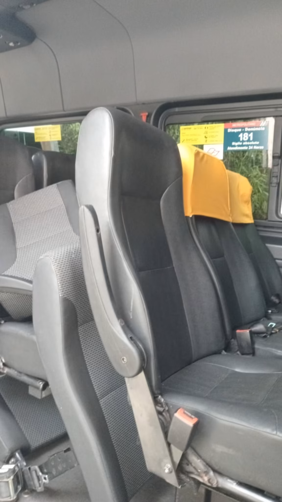 Van executiva Sprinter CDI 416 Teto Alto Curta 2021 – COD.275