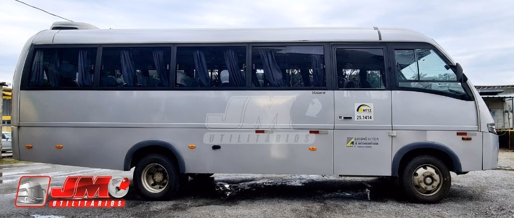 Ônibus Volare V8L rodoviario 2017 seminovo à venda, código 239 - foto 02