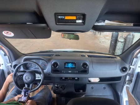 Mercedes-Benz Sprinter 416 CDI 2023 Teto Alto Luxo COD.1807
