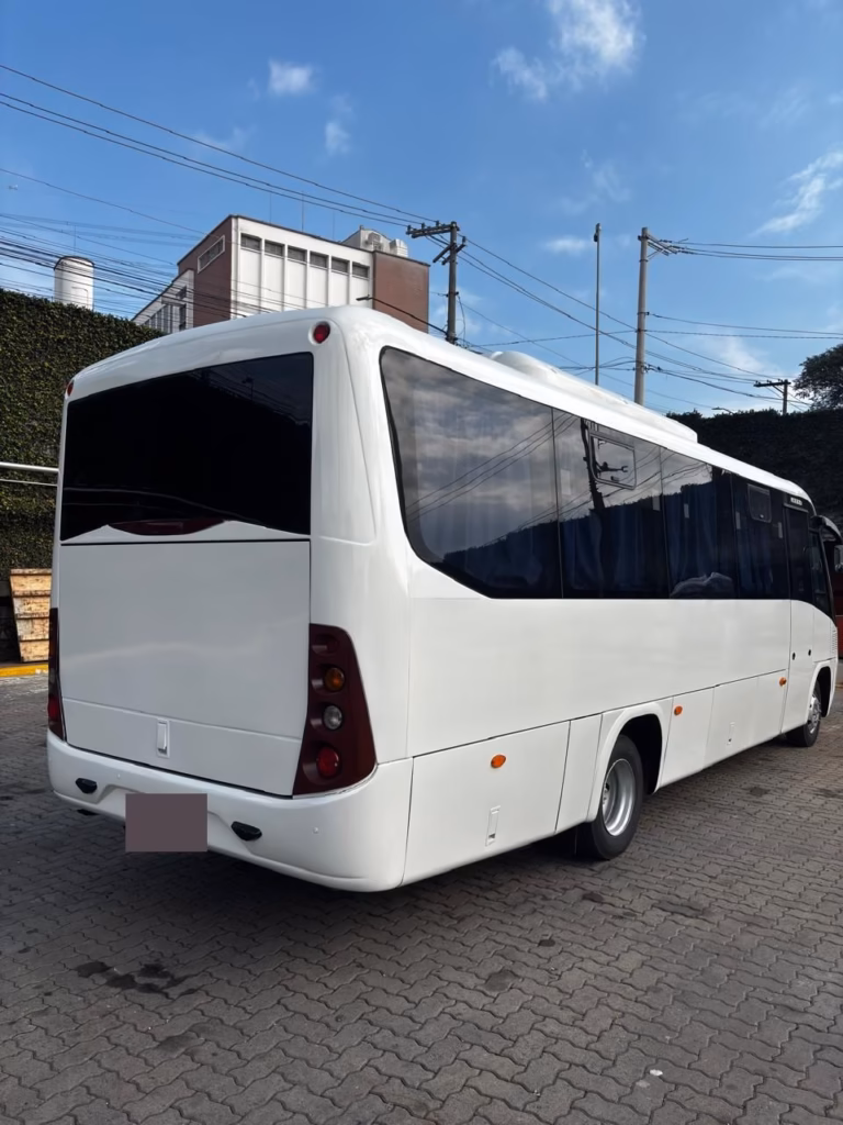 Marcopolo Senior ano 2012 Mercedes LO 915 à venda COD.668