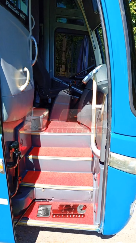 Onibus Paradiso 1200 G7 ano 2012 O500 RS a venda COD.53